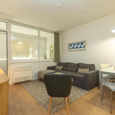 Daire Mirna One Bedroom Near Old Town Zadar