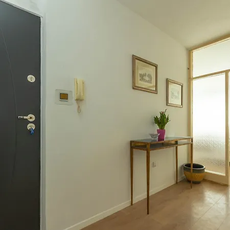 Daire Mirna One Bedroom Near Old Town Zadar