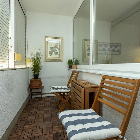 Mirna One Bedroom Near Old Town Daire *