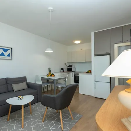 Mirna One Bedroom Near Old Town Daire *