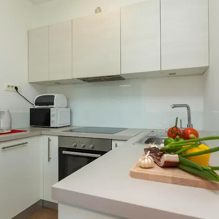Daire Mirna One Bedroom Near Old Town