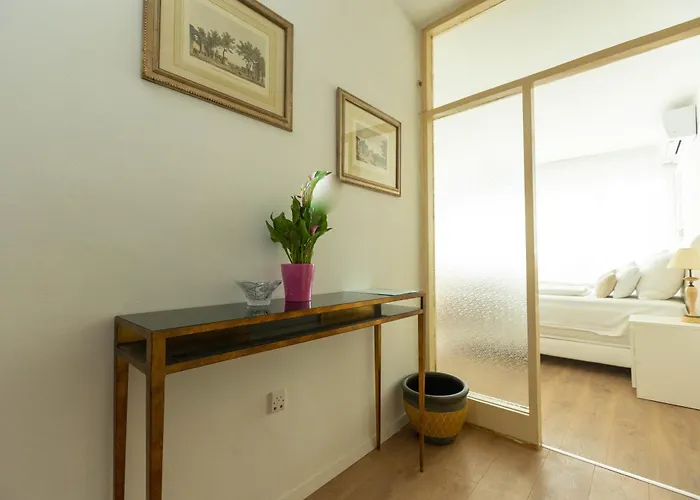 Mirna One Bedroom Near Old Town Appartamento Zara