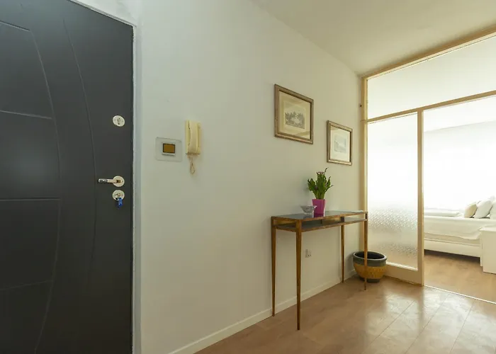 Appartamento Mirna One Bedroom Near Old Town Zara