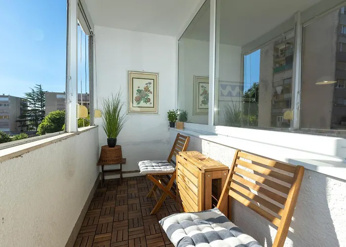 Mirna One Bedroom Near Old Town Appartamento *